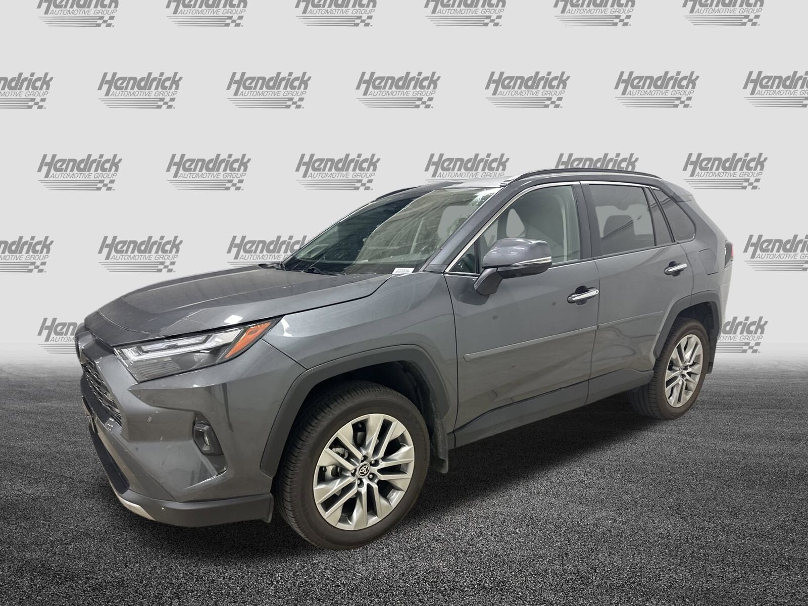2023 Toyota RAV4 Limited photo 3