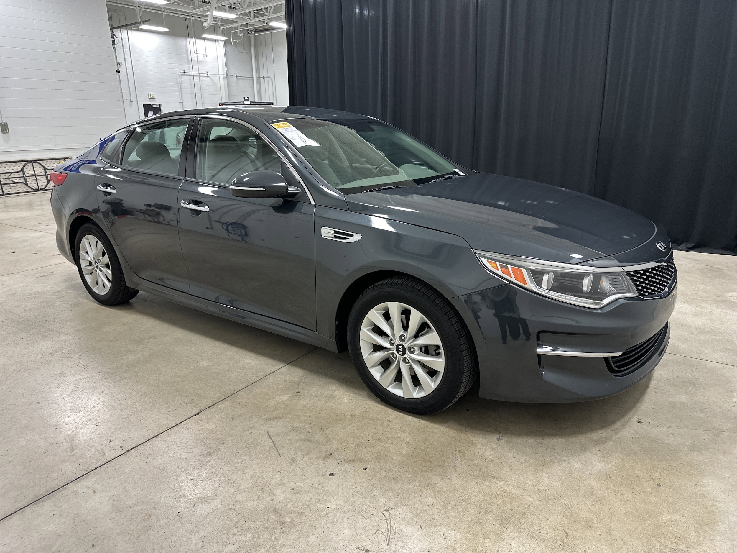 Used 2016 Kia Optima EX with VIN 5XXGU4L30GG118011 for sale in Kansas City