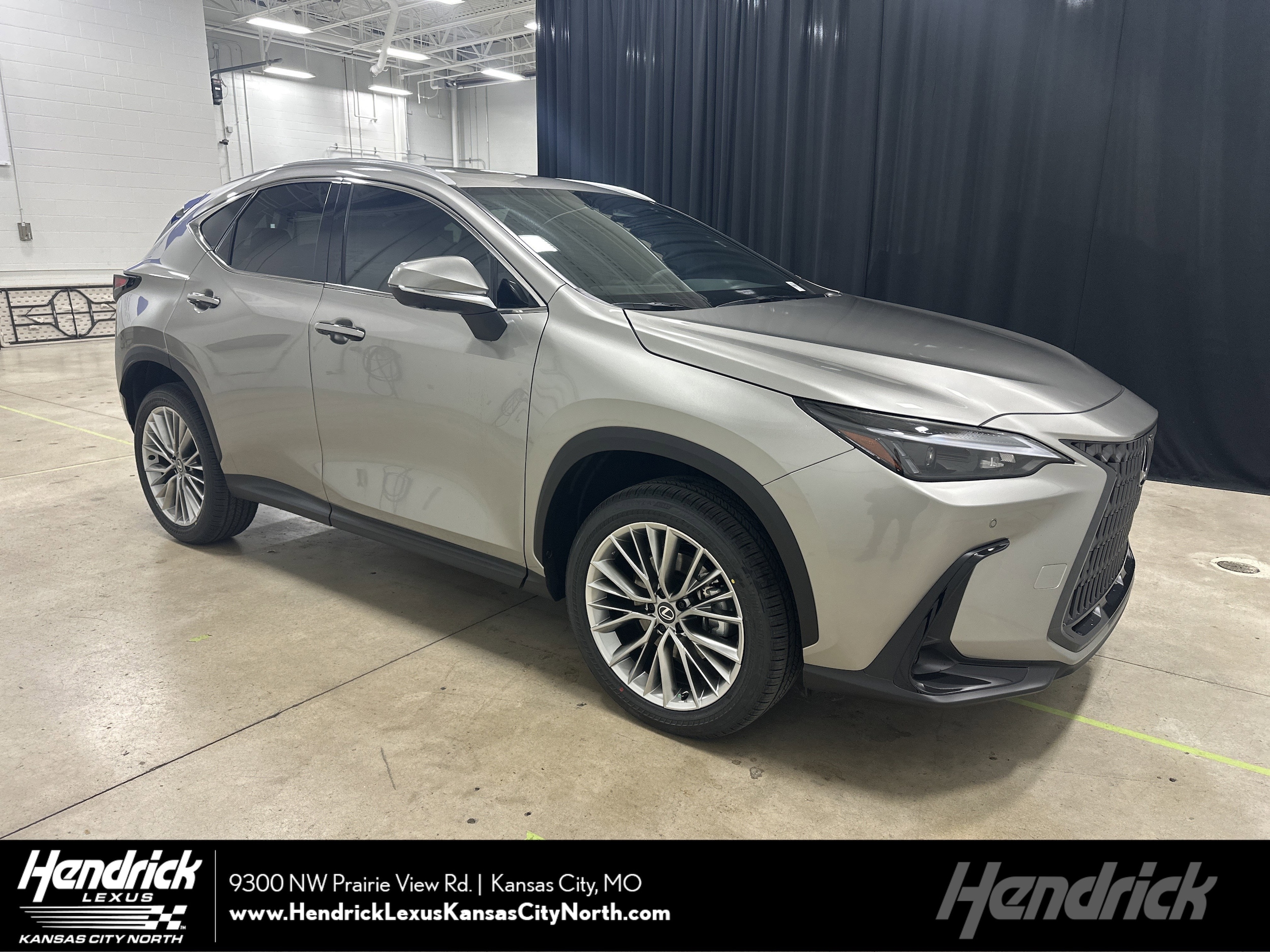 2026 Lexus NX Hybrid 350h's photo