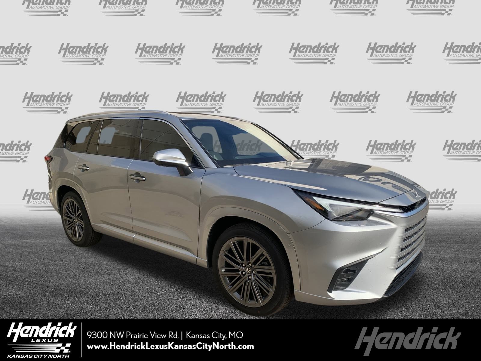 2026 Lexus TX Luxury's photo