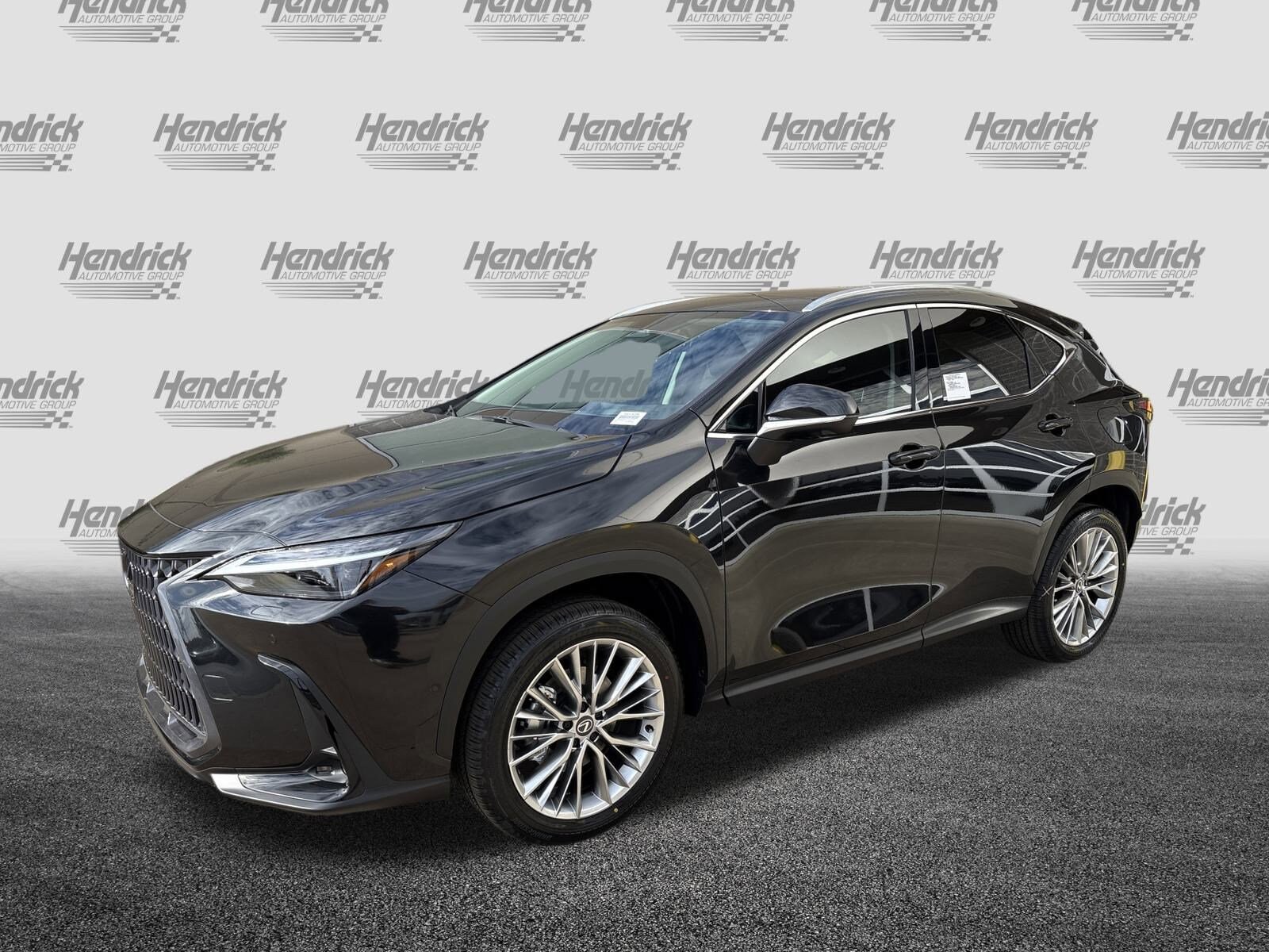 2026 Lexus NX 350h Luxury AWD photo 3