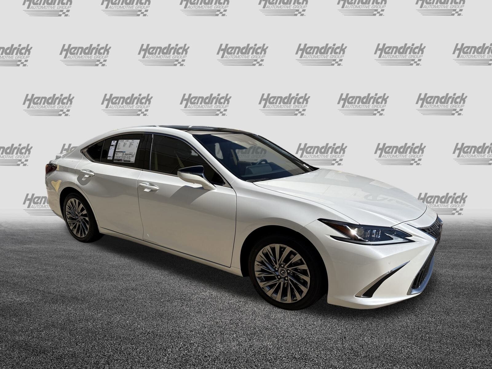 2025 Lexus ES 350 Luxury photo 2