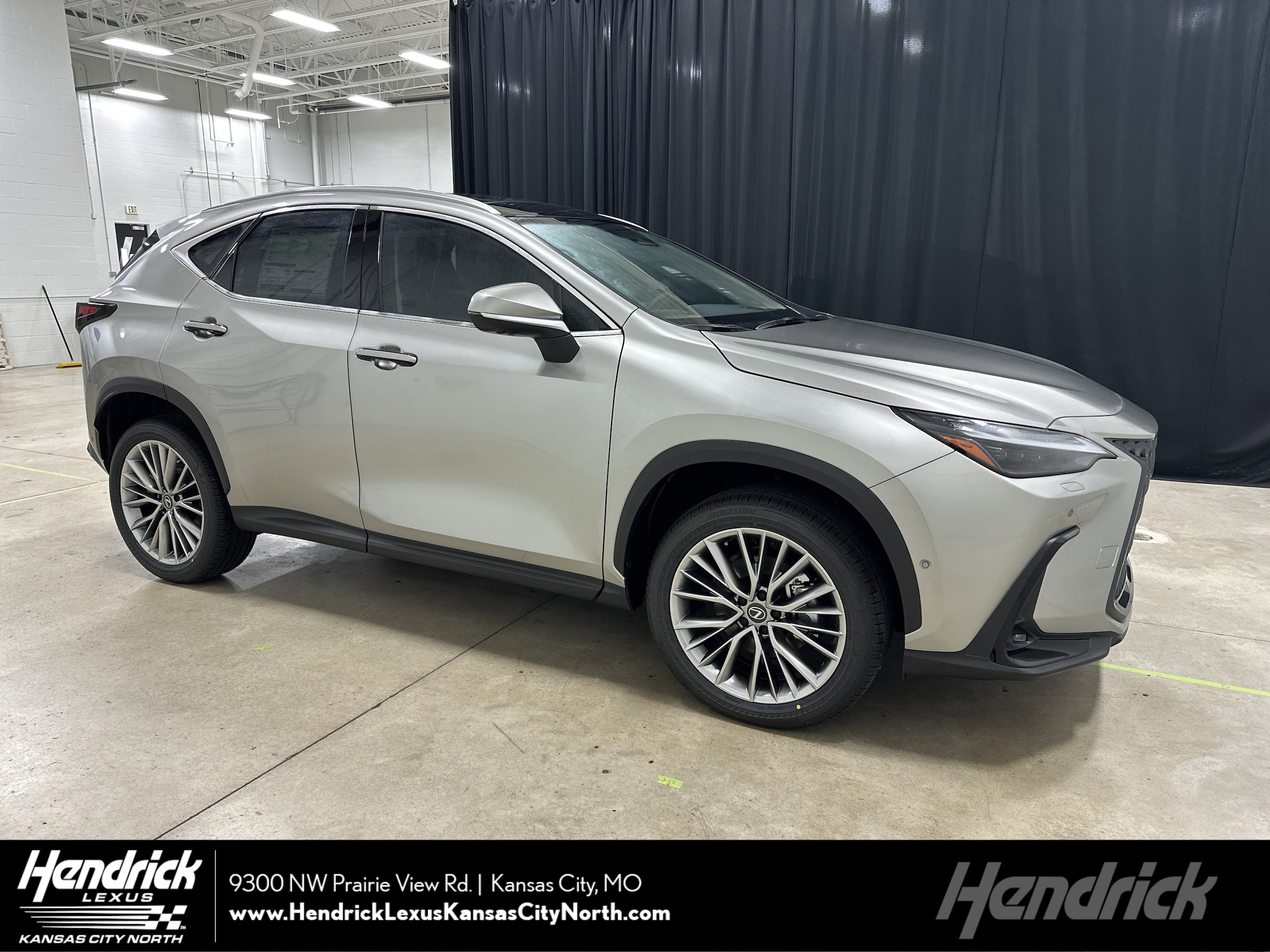 2026 Lexus NX Hybrid 350h's photo