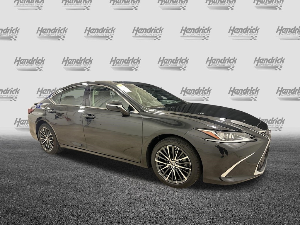 Used 2025 Lexus ES 350 Sedan
