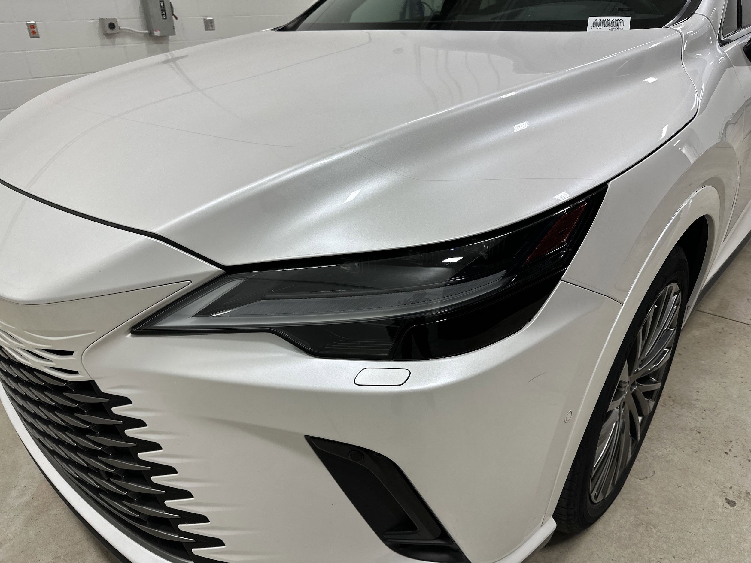 2023 LEXUS RX 350 Luxury photo 4