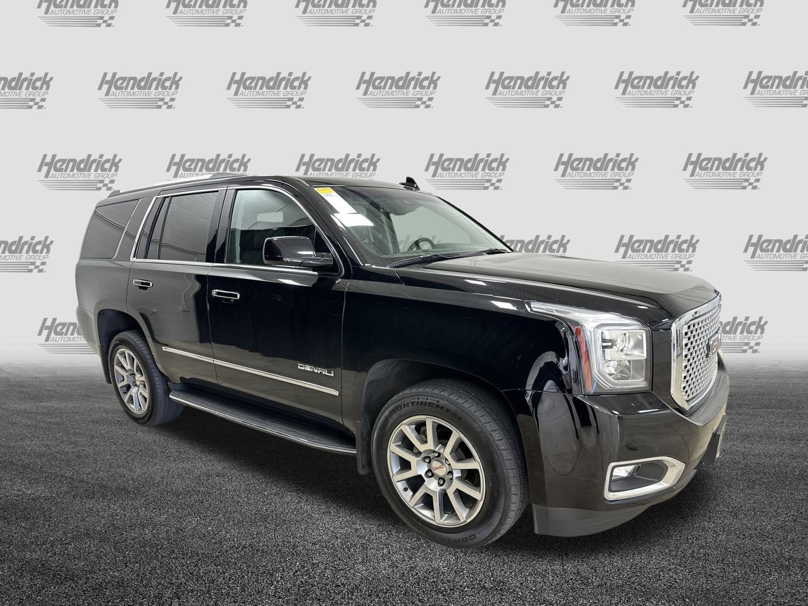 Used 2017 GMC Yukon Denali with VIN 1GKS2CKJ3HR270698 for sale in Kansas City