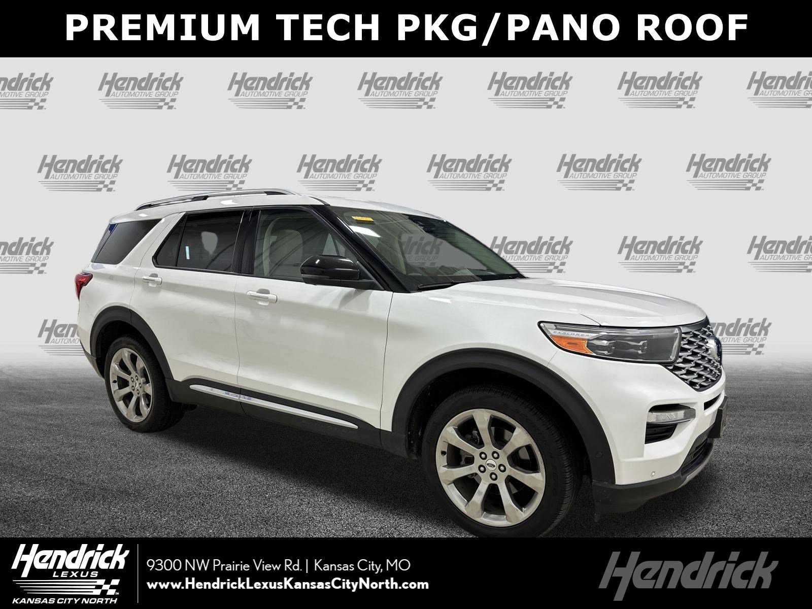 2020 Ford Explorer Platinum's photo
