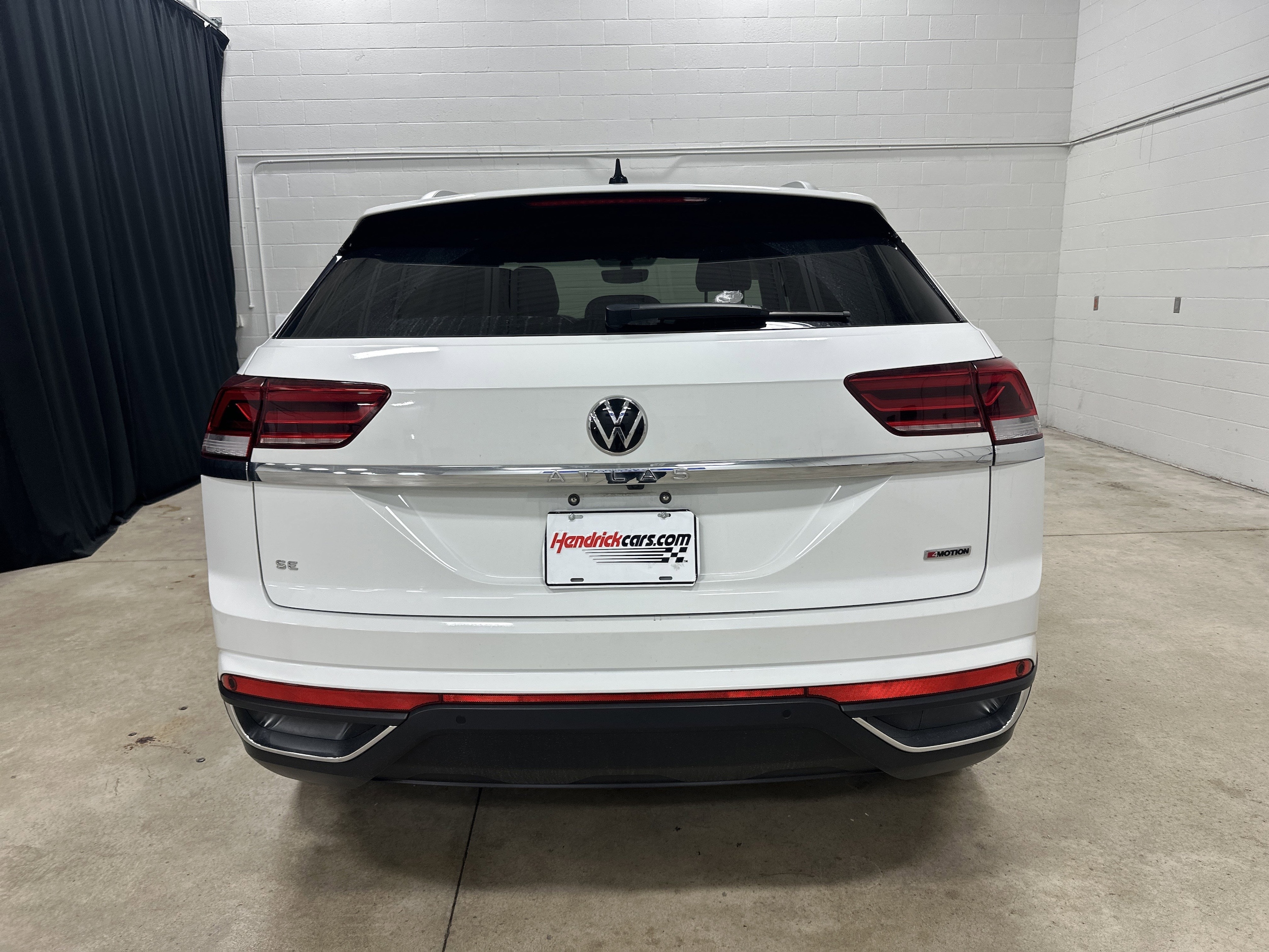 Volkswagen Atlas Cross Sport 2.0T SE W/Technology