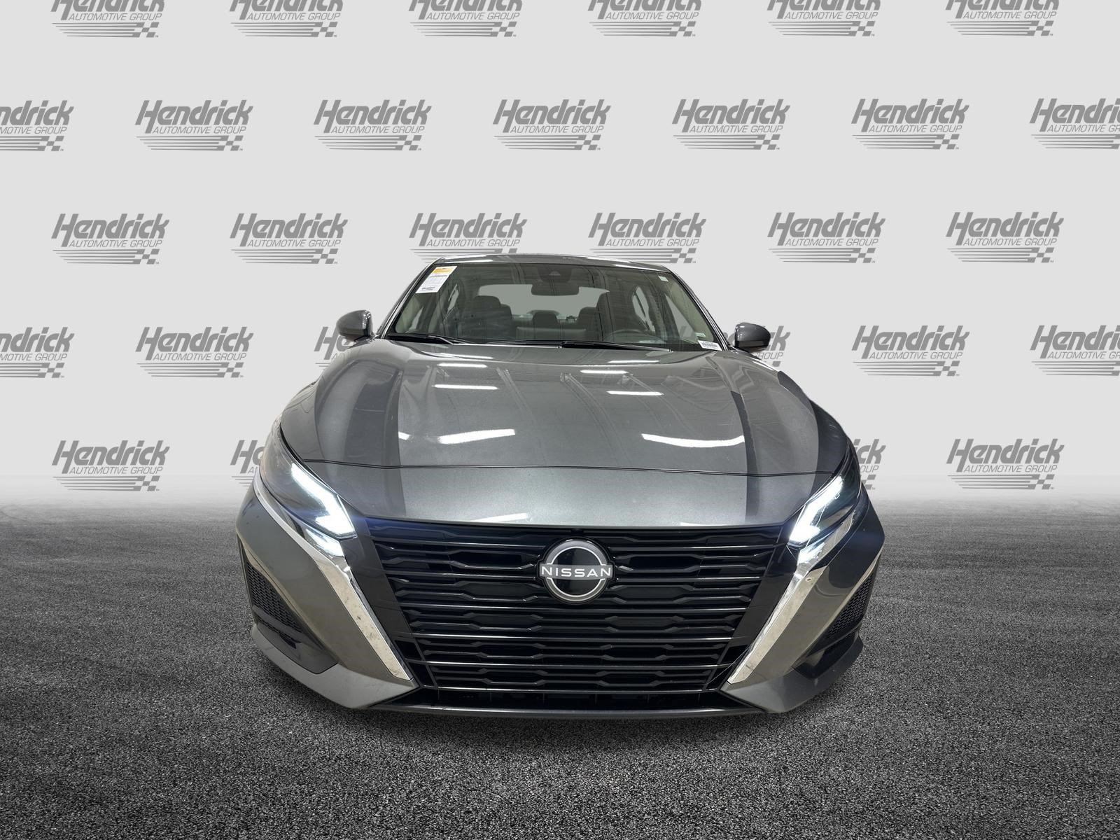 Used 2025 Nissan Altima SL Sedan