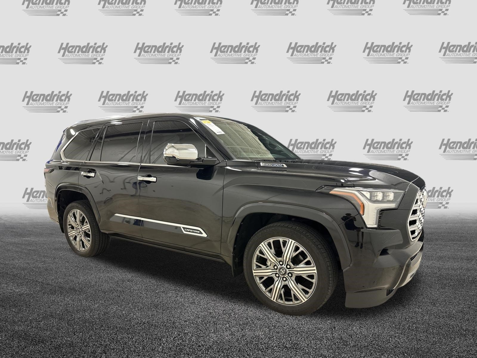Used 2025 Toyota Sequoia Capstone with VIN 7SVAAABA2SX052002 for sale in Kansas City