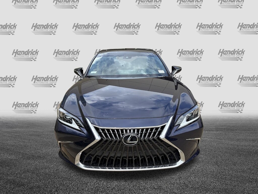 New 2025 Lexus ES 350 Sedan