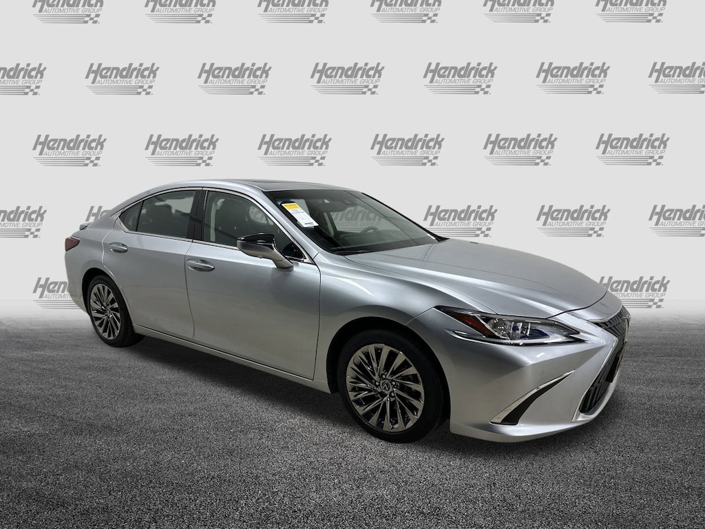 Used 2025 Lexus ES 300h Luxury Sedan