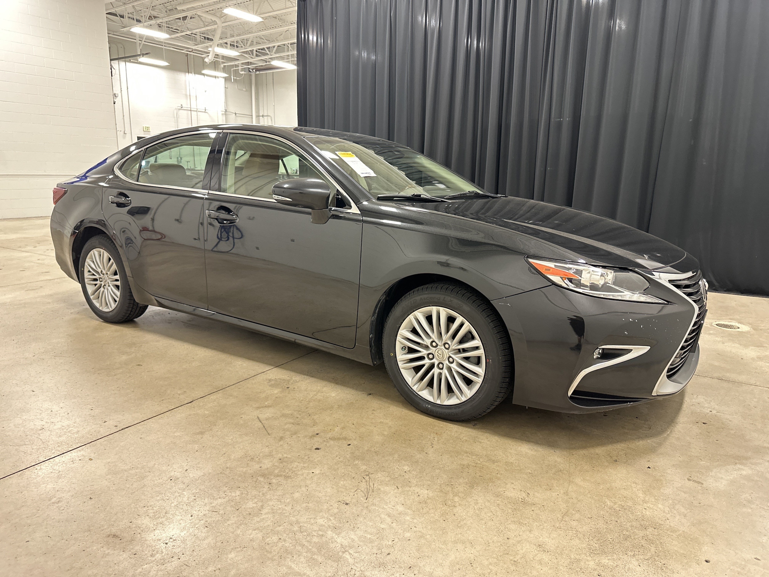 Used 2017 Lexus ES 350 with VIN 58ABK1GG1HU059157 for sale in Kansas City