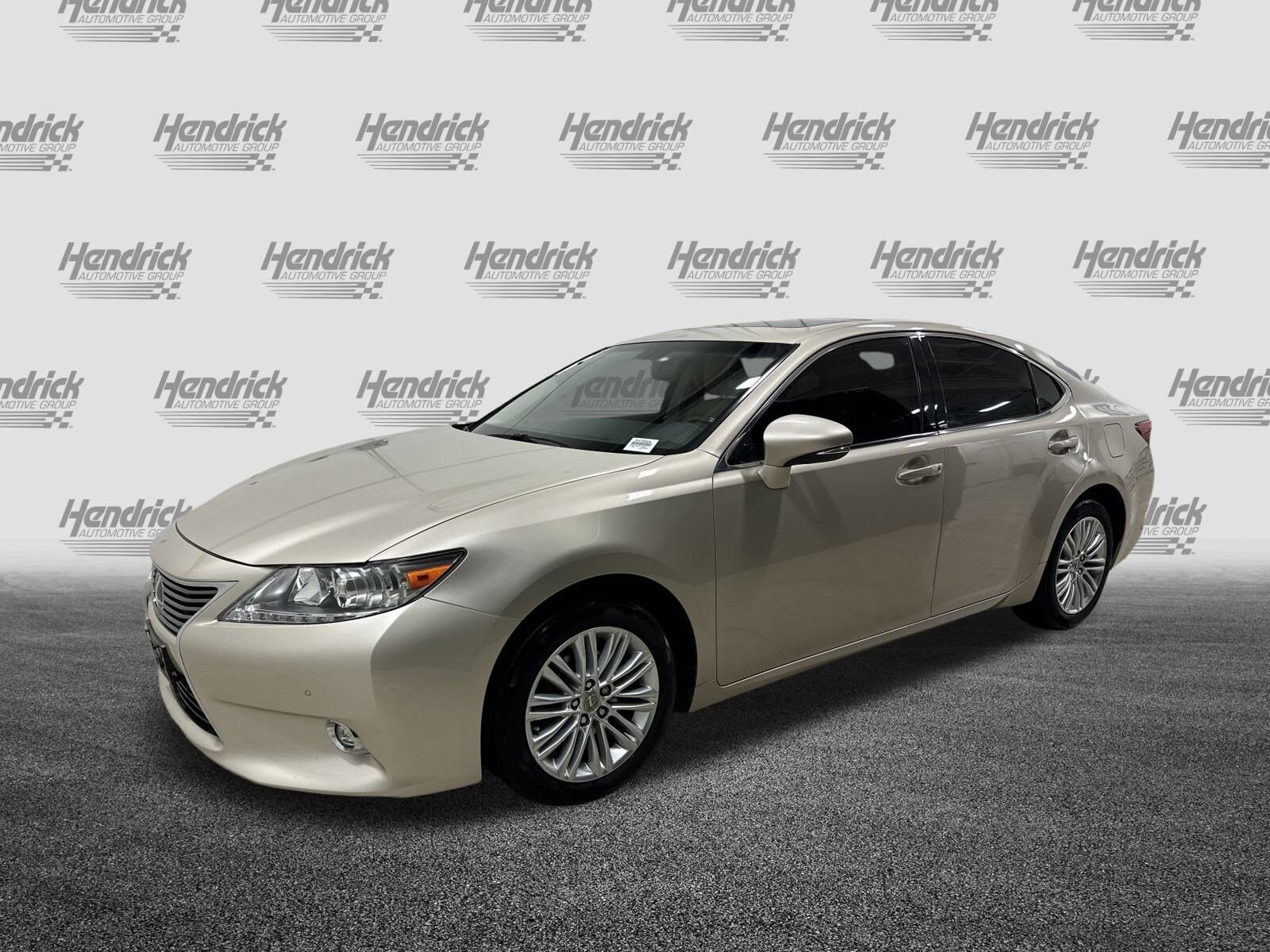 2014 Lexus ES 350 photo 3