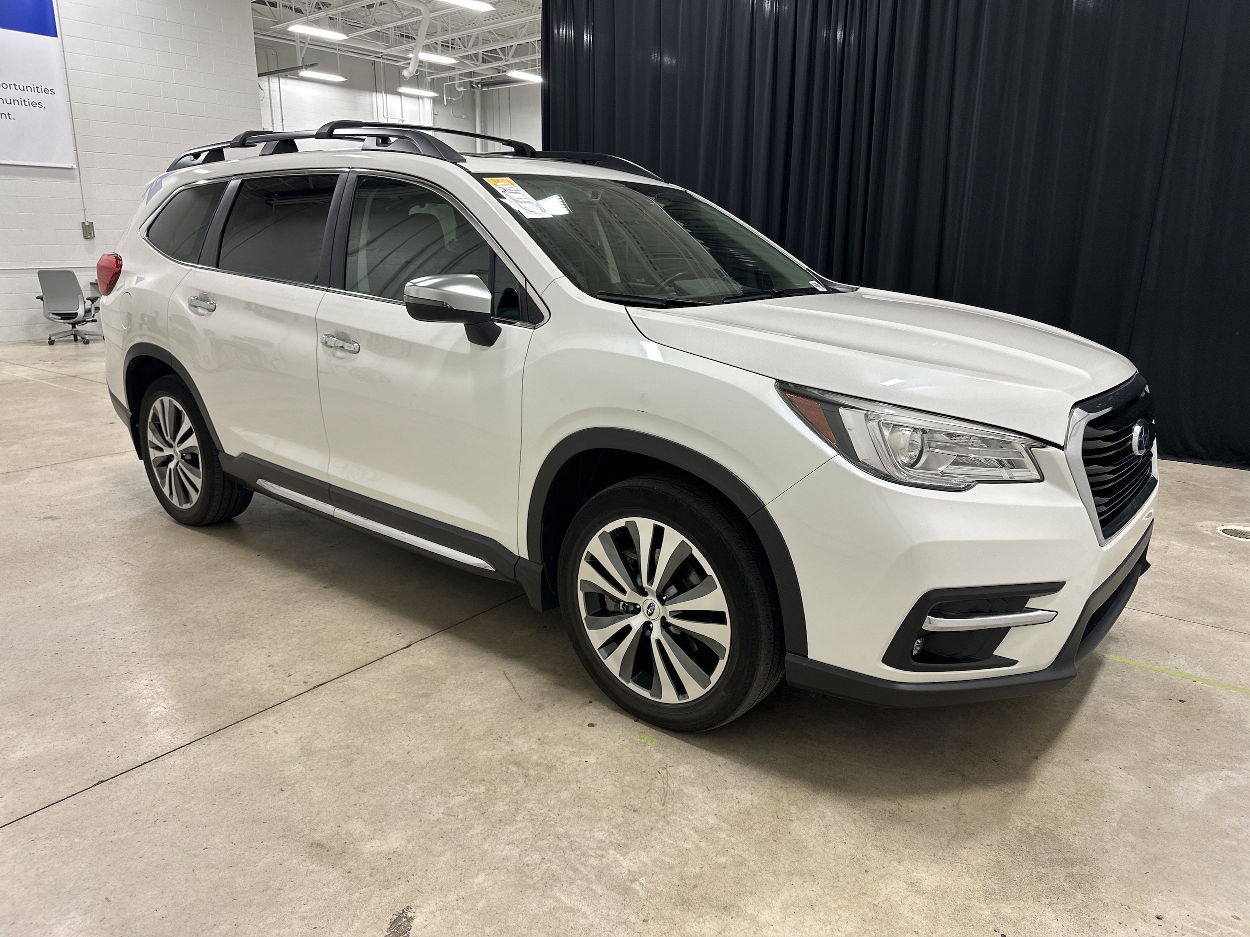Used 2019 Subaru Ascent Touring with VIN 4S4WMARD1K3429378 for sale in Kansas City