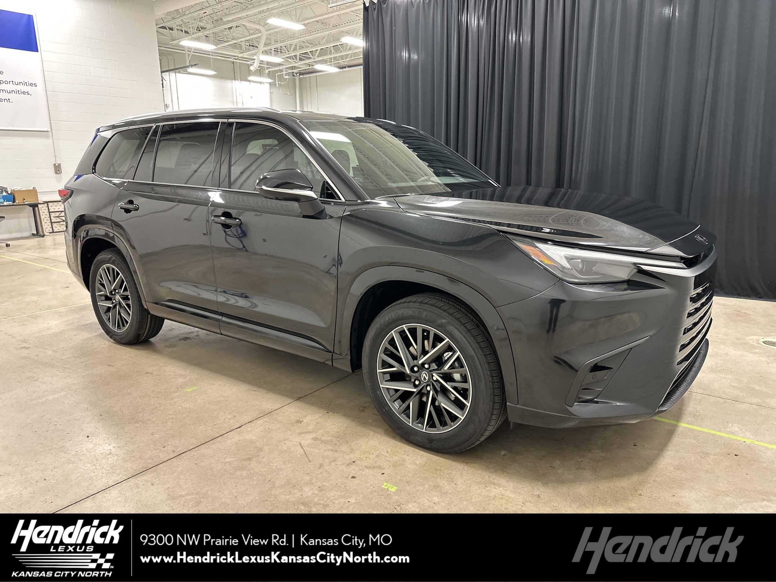 2026 Lexus TX Premium's photo