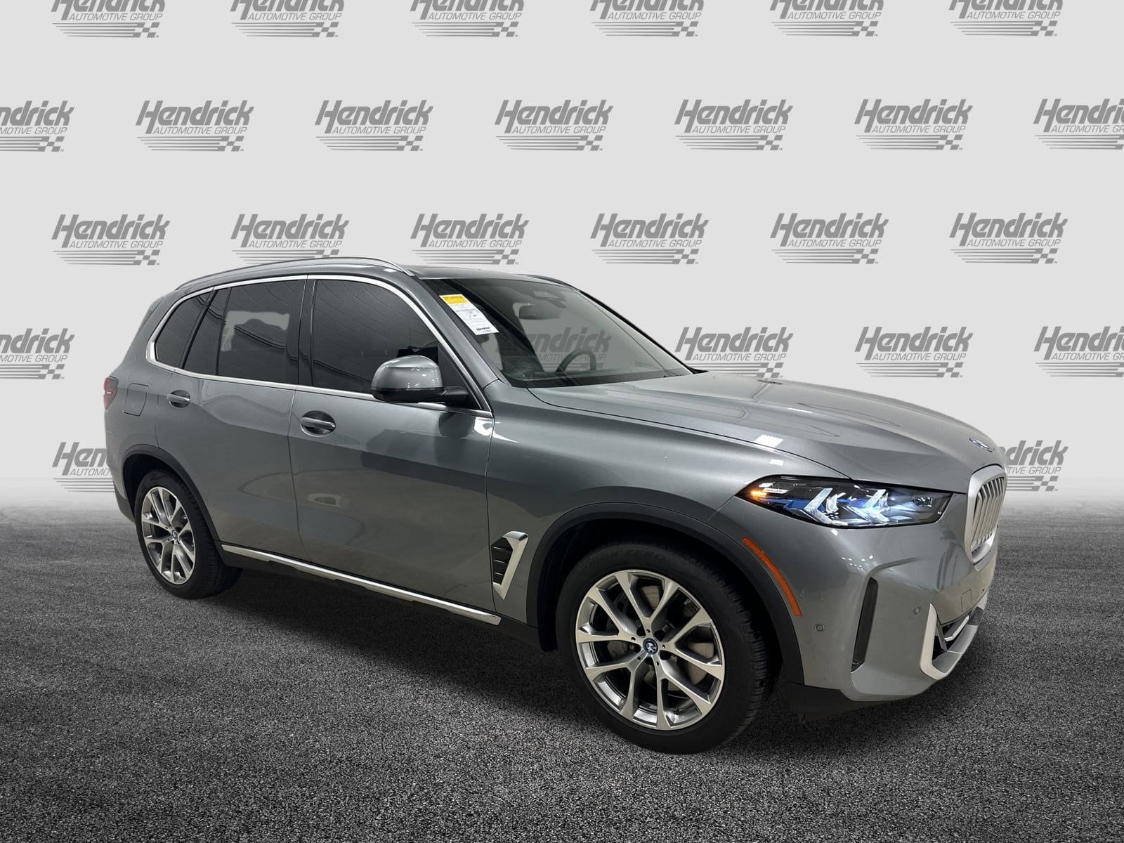 Used 2025 BMW X5 50e with VIN 5UX43EU04S9Z29153 for sale in Kansas City