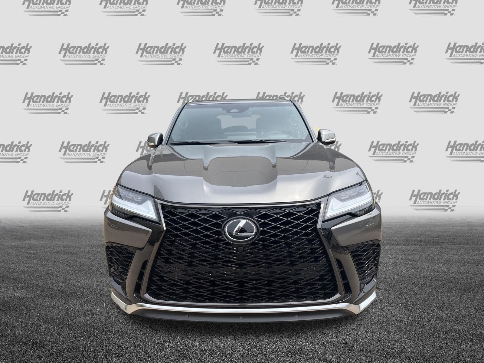 LEXUS LX 700h F SPORT Handling