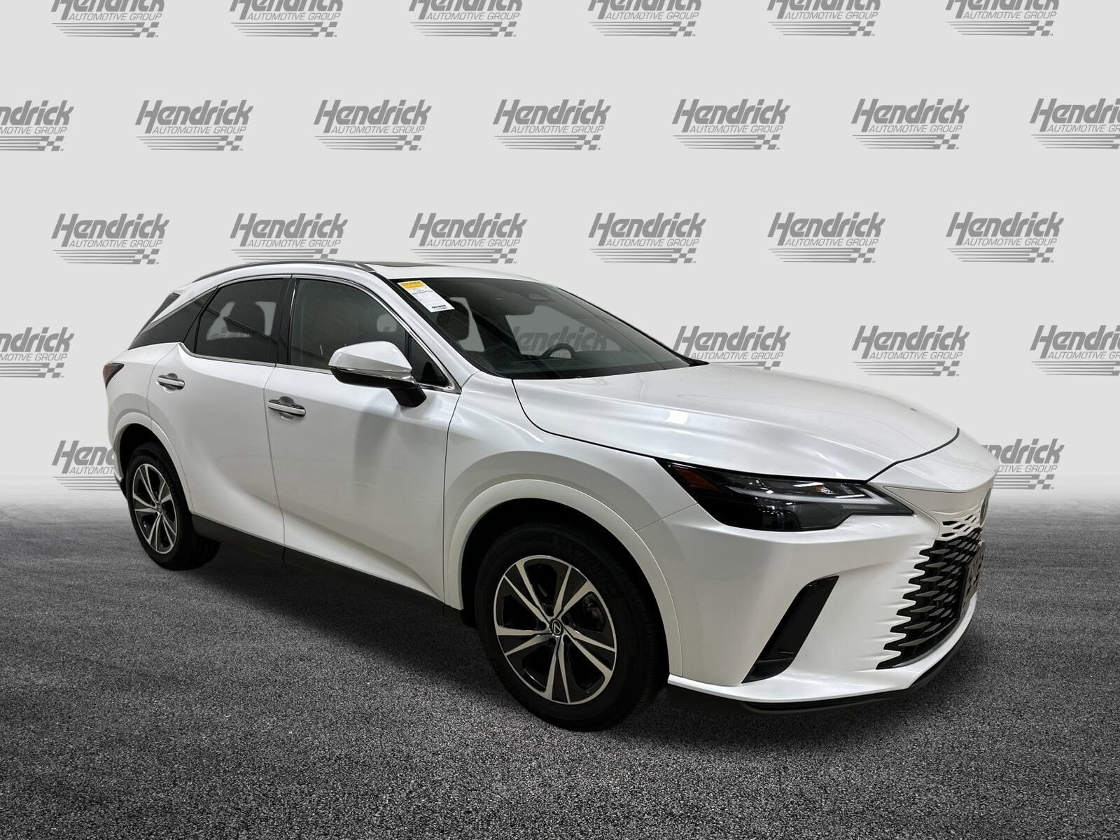 2024 Lexus RX 350 Premium photo 2