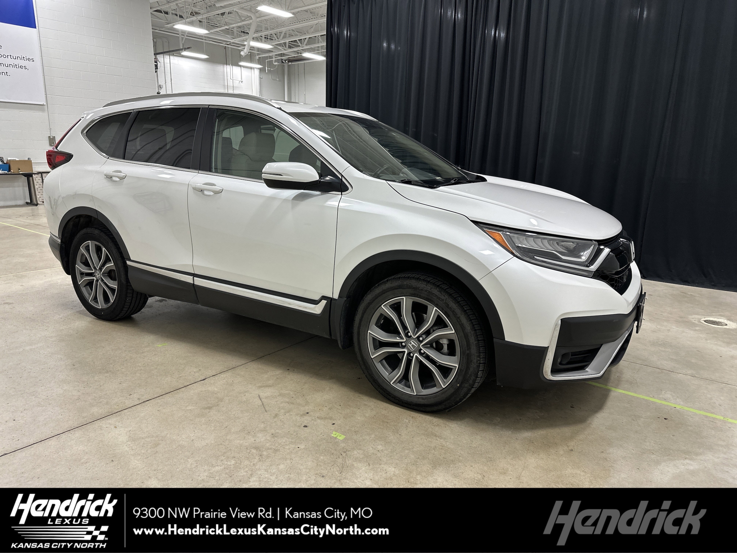 2020 Honda CR-V Touring's photo