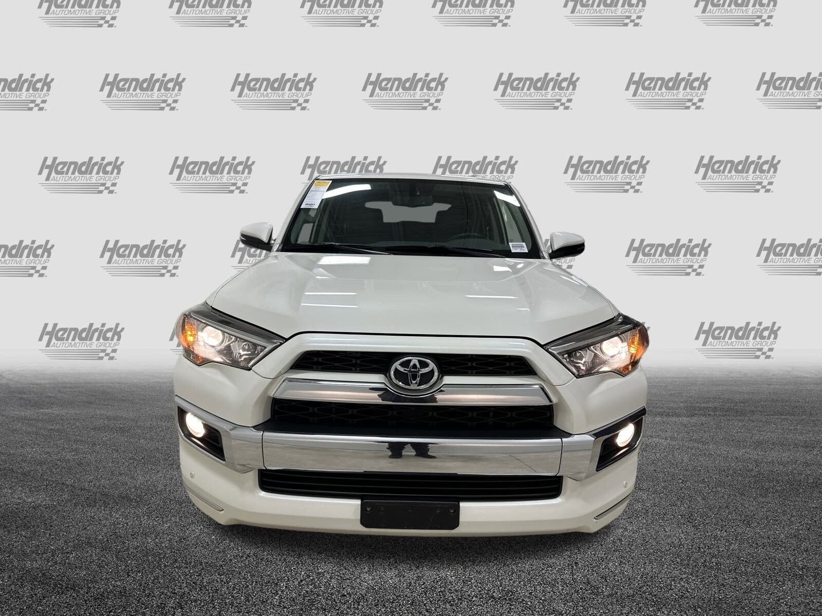 2018 Toyota 4Runner Limited photo 3