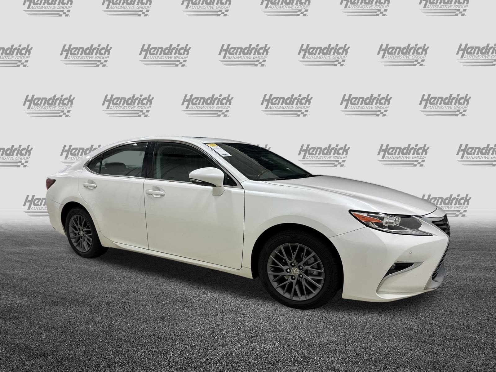 Used 2018 Lexus ES 350 with VIN 58ABK1GG0JU112176 for sale in Kansas City