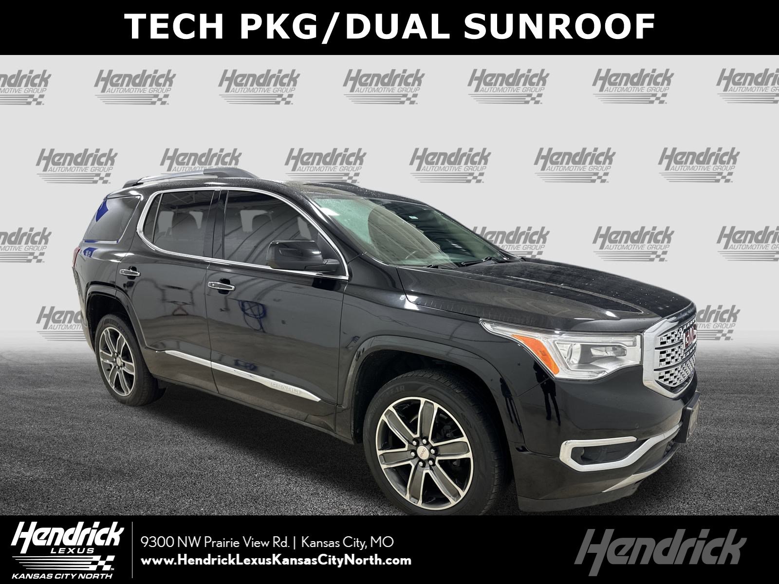 2019 GMC Acadia Denali's photo