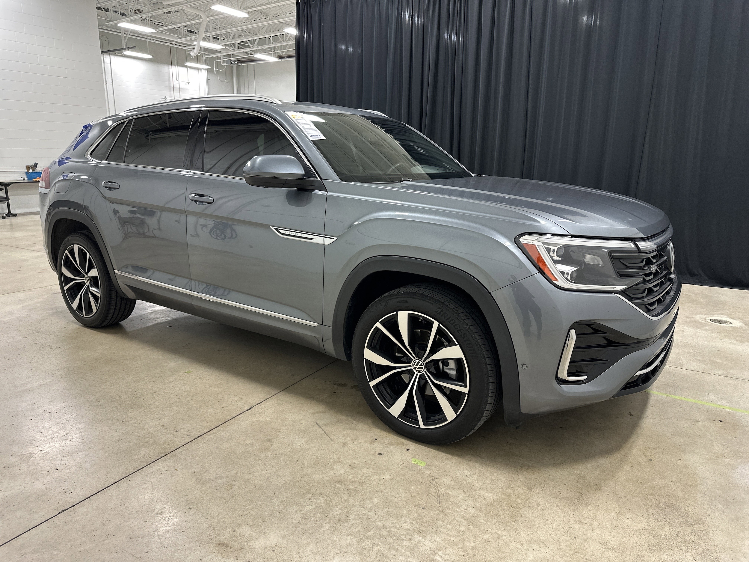 Used 2024 Volkswagen Atlas Cross Sport SEL Premium R-LINE with VIN 1V2FE2CA0RC209678 for sale in Kansas City