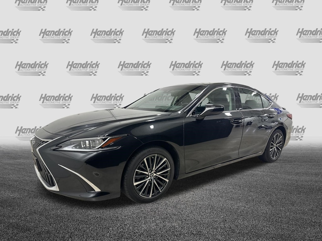 Used 2025 Lexus ES 350 Sedan