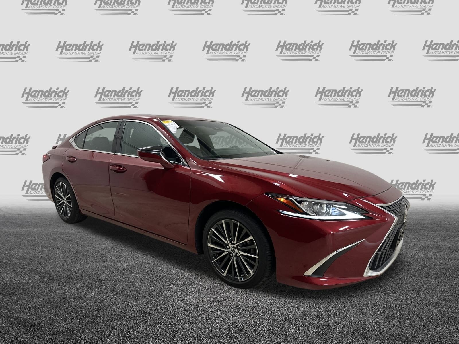 2023 Lexus ES 350 photo 2