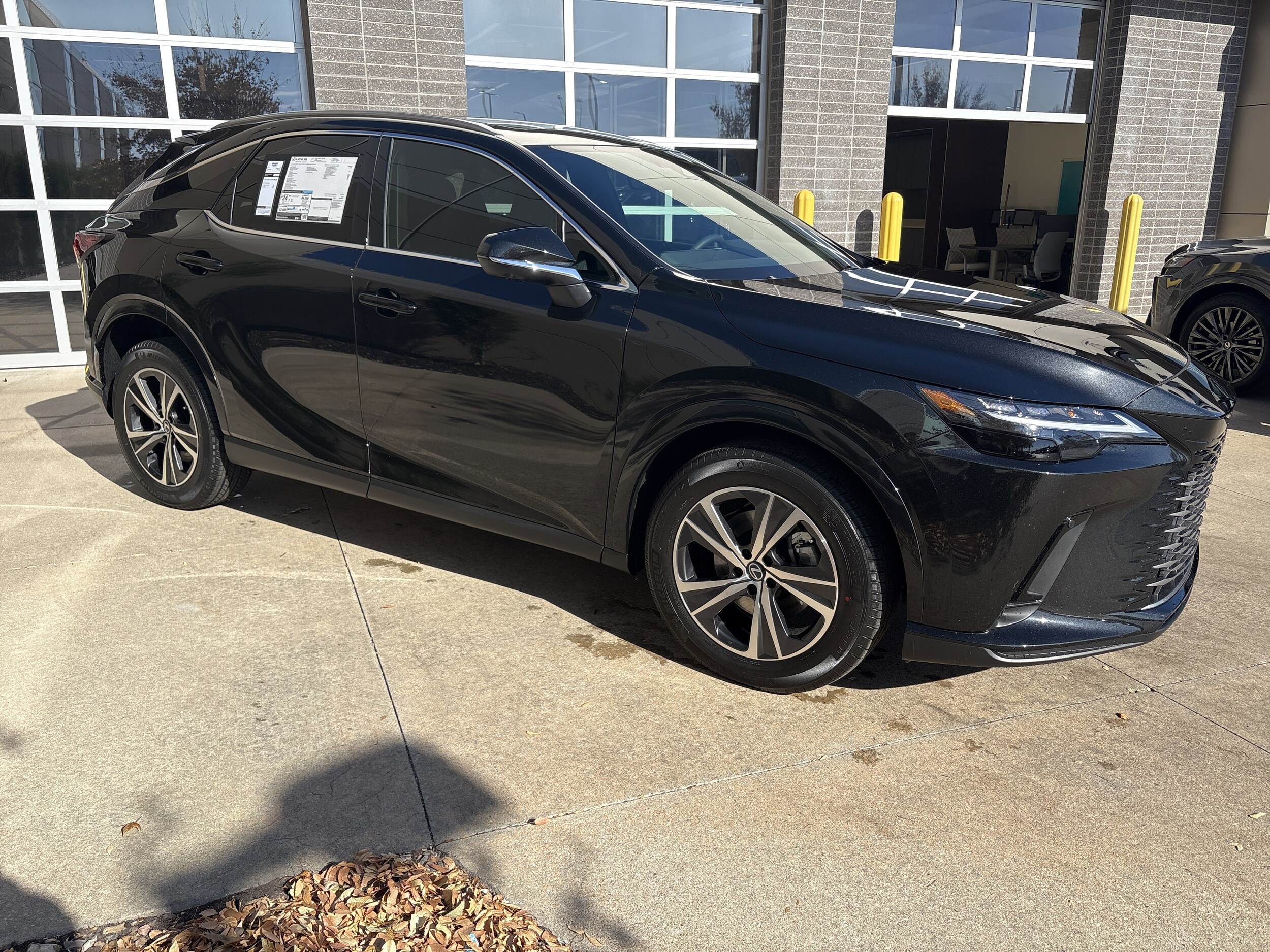 2026 Lexus RX 350 Premium photo 2