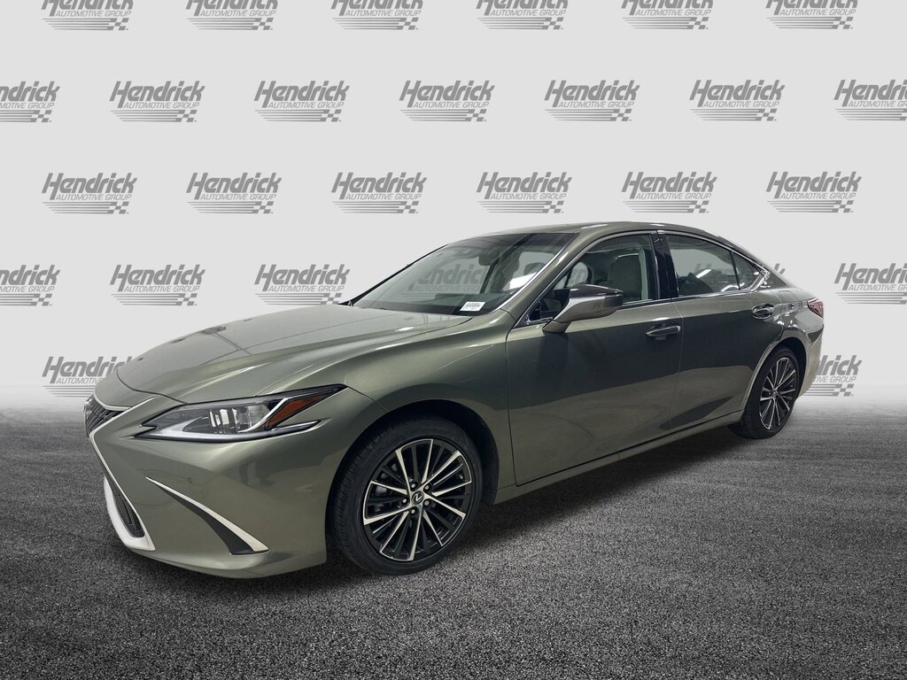 Used 2025 Lexus ES 350 Sedan