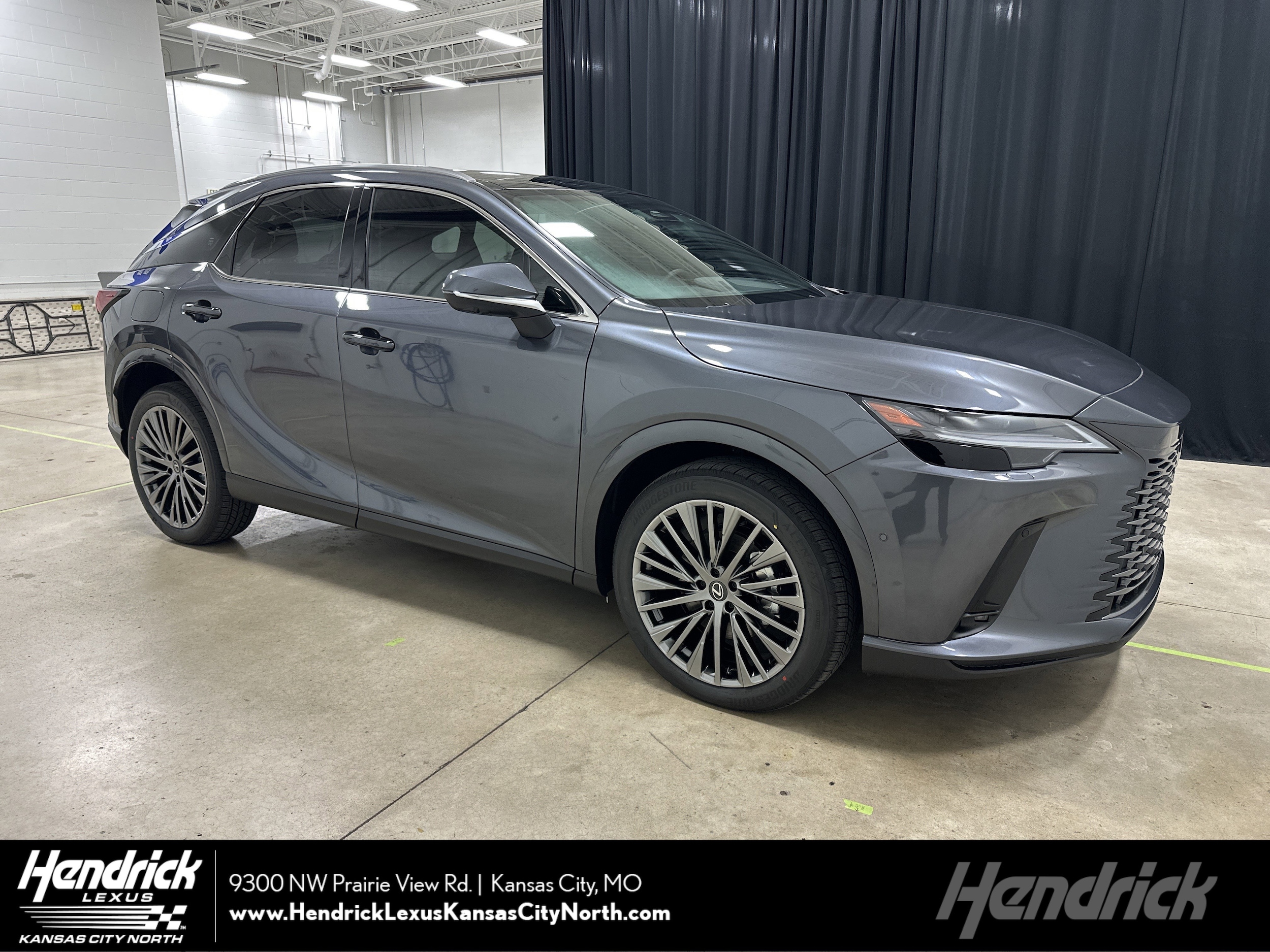 2026 Lexus RX PHEV 450h+'s photo