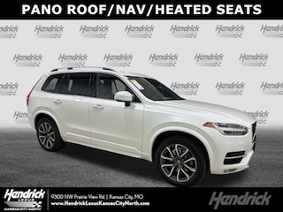 2017 Volvo XC90 Momentum SUV