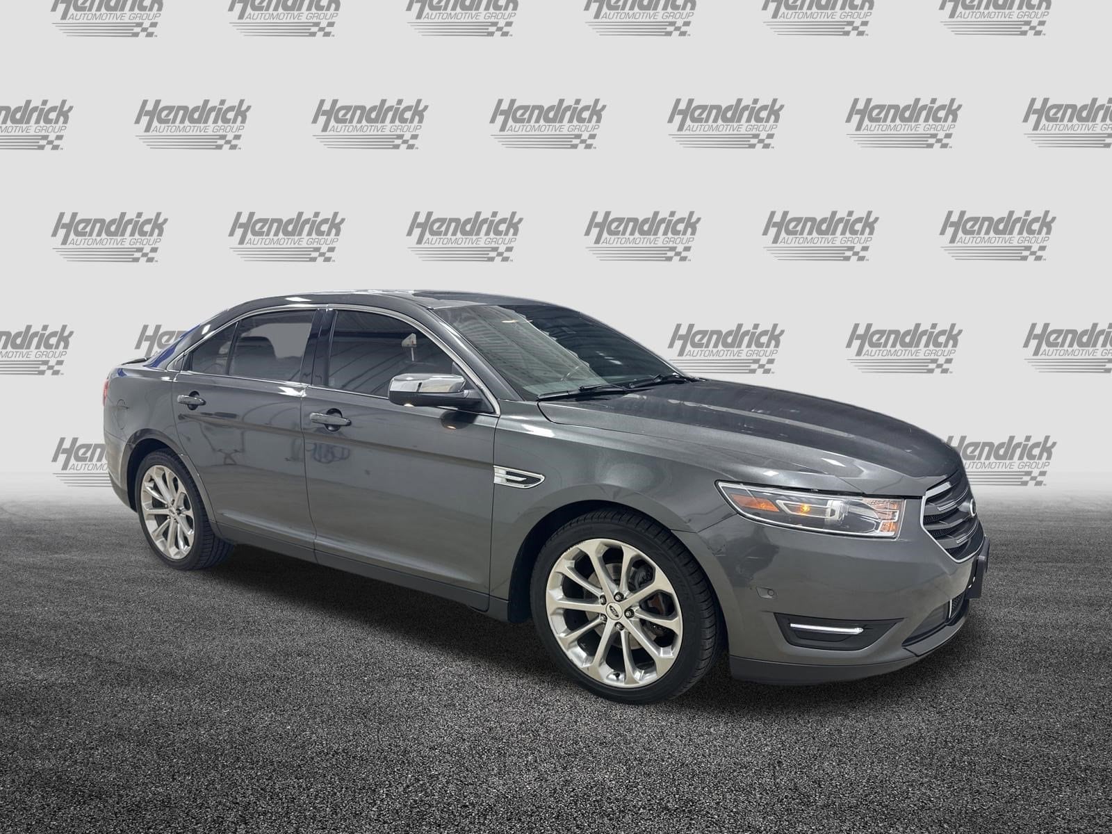 Used 2016 Ford Taurus Limited with VIN 1FAHP2J89GG123799 for sale in Kansas City