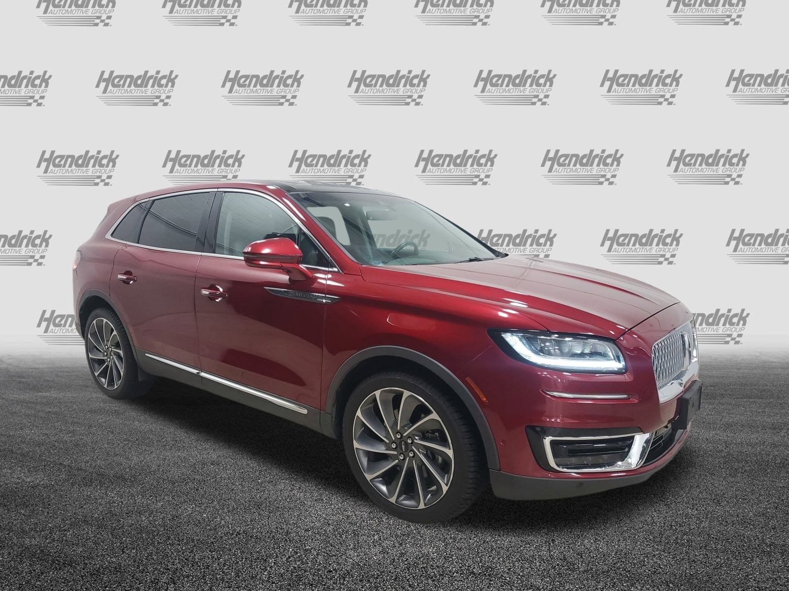 Used 2019 Lincoln Nautilus Reserve with VIN 2LMPJ8LP5KBL45917 for sale in Kansas City