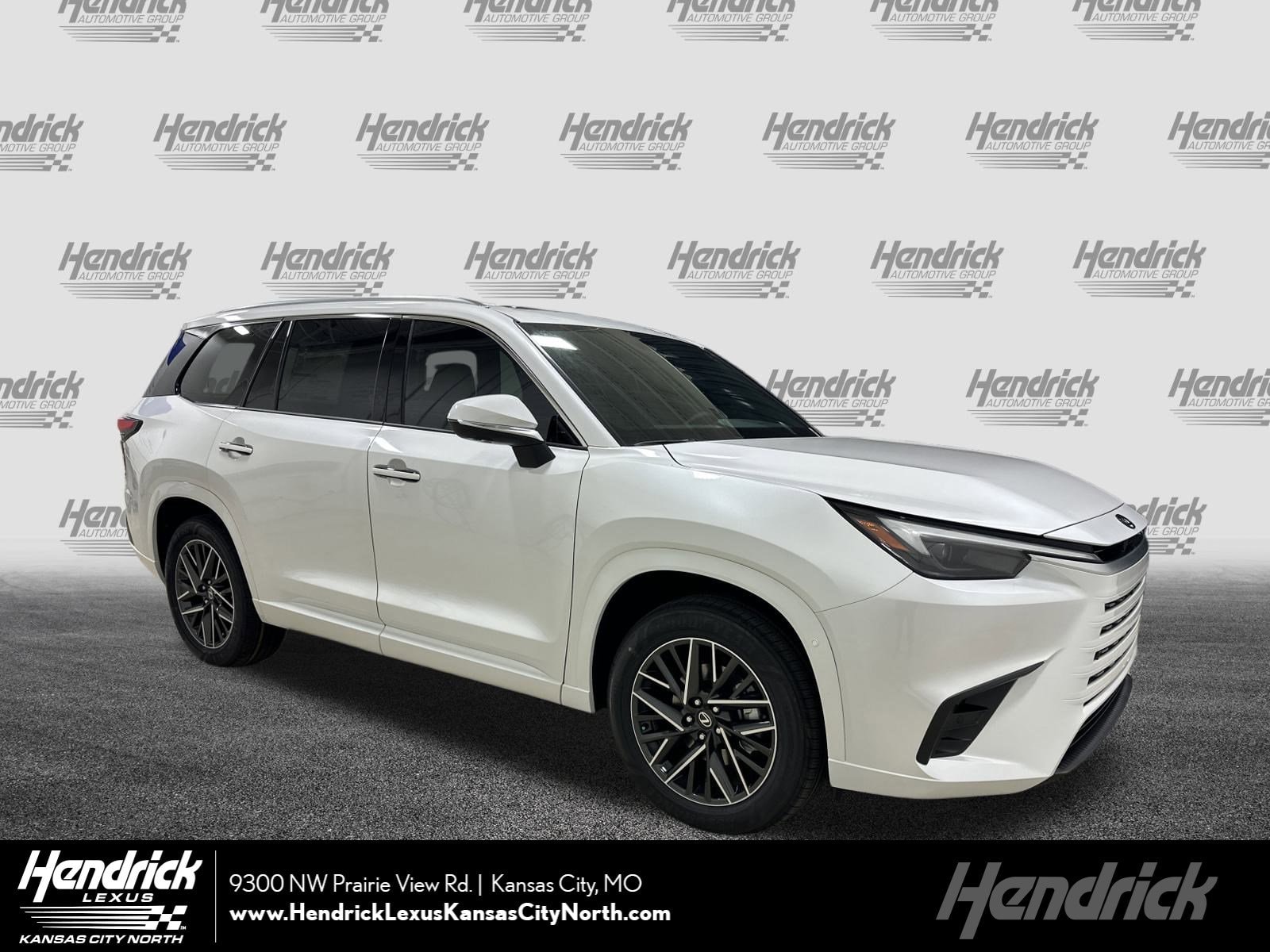 2026 Lexus TX Premium's photo