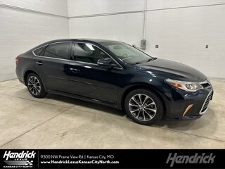 2016 Toyota Avalon XLE Sedan