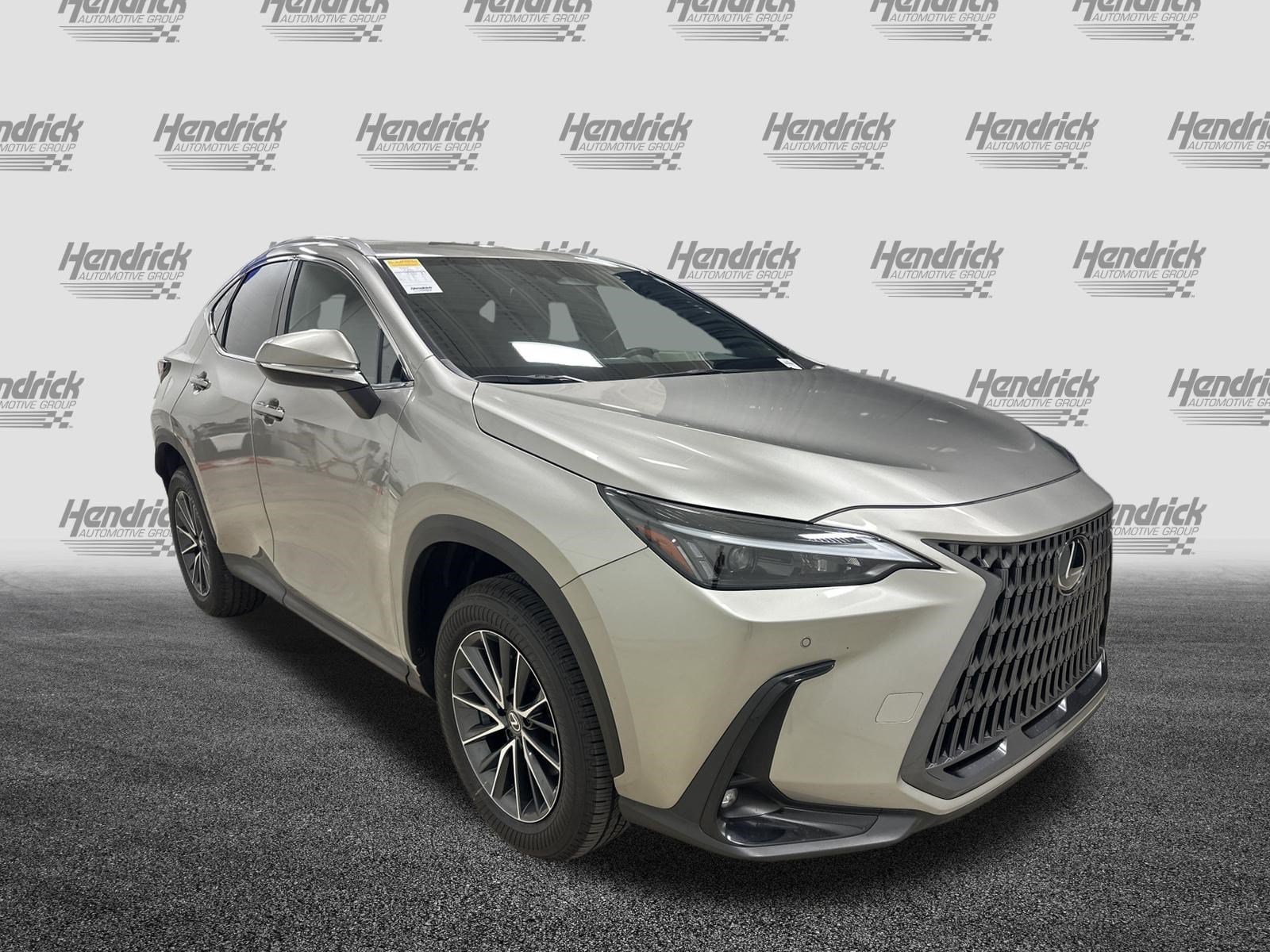 Used 2025 Lexus NX 350 with VIN 2T2GGCEZXSC086389 for sale in Kansas City