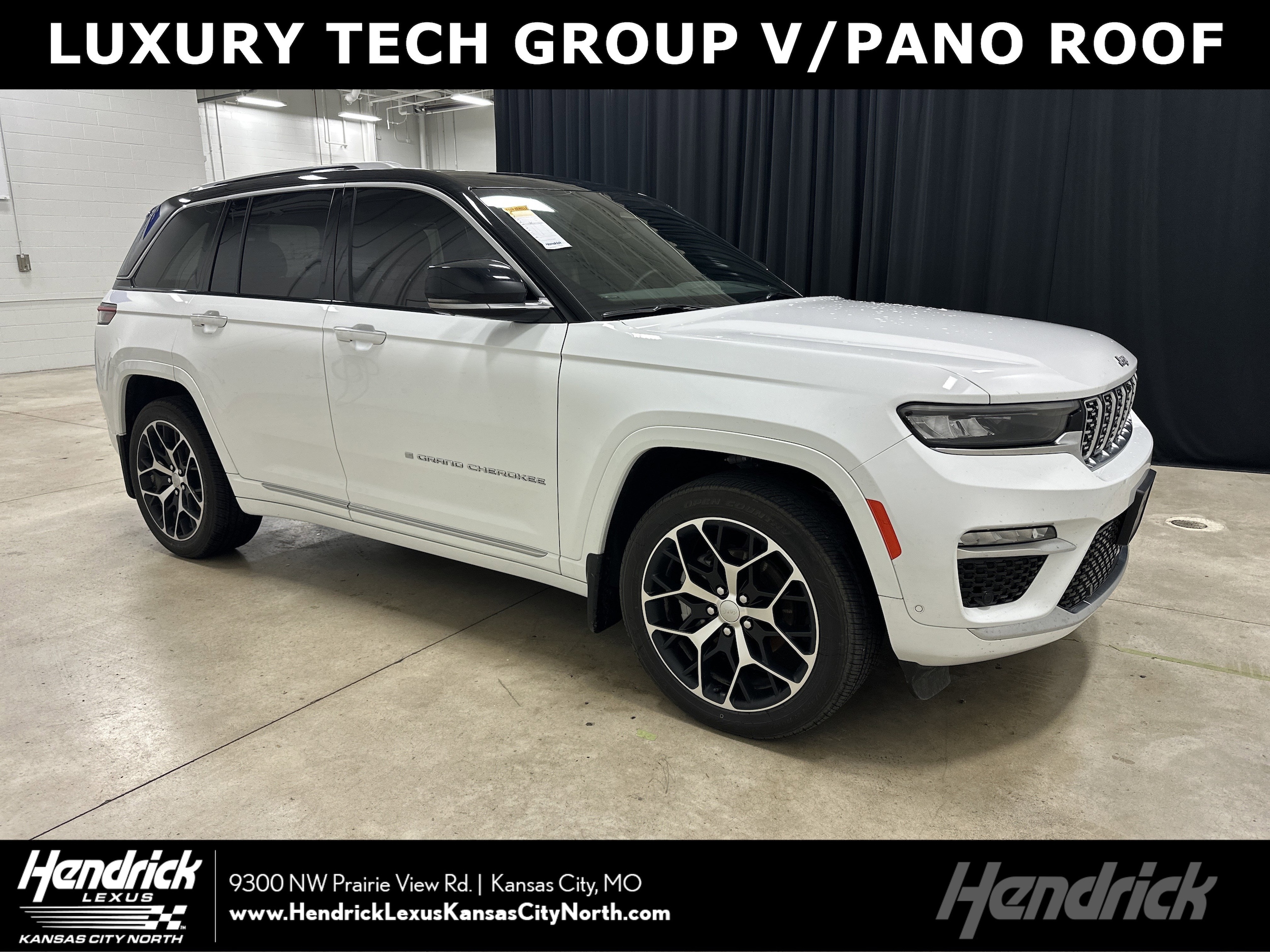 2023 Jeep Grand Cherokee Summit Reserve 4x4's photo