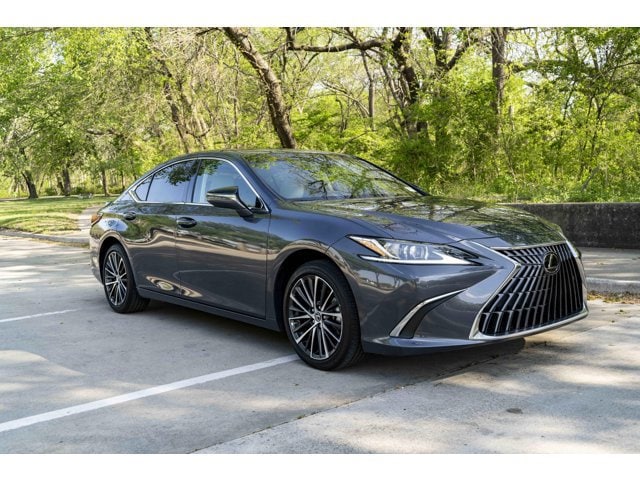Used 2025 Lexus ES Hybrid 300h with VIN 58ADA1C10SU055203 for sale in Kansas City