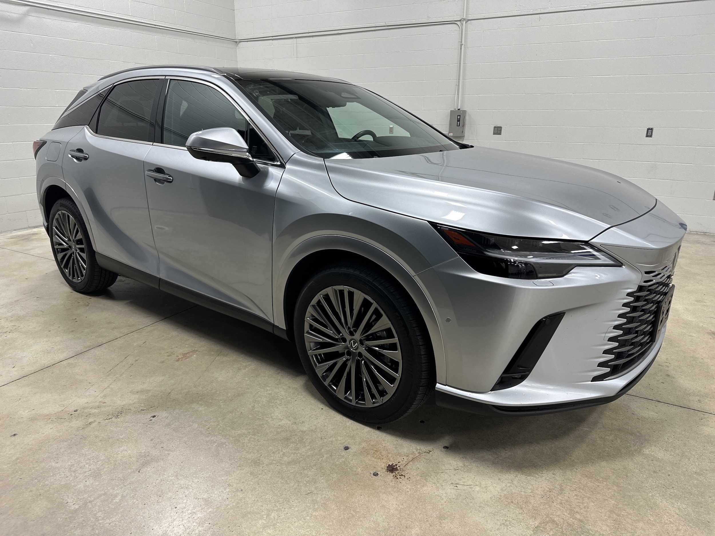 Used 2025 Lexus RX PHEV 450h+ with VIN JTJCJMGA4S2025293 for sale in Kansas City