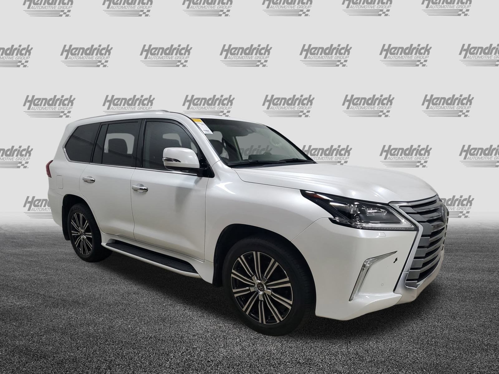 Used 2018 Lexus LX 570 with VIN JTJHY7AX0J4264035 for sale in Kansas City