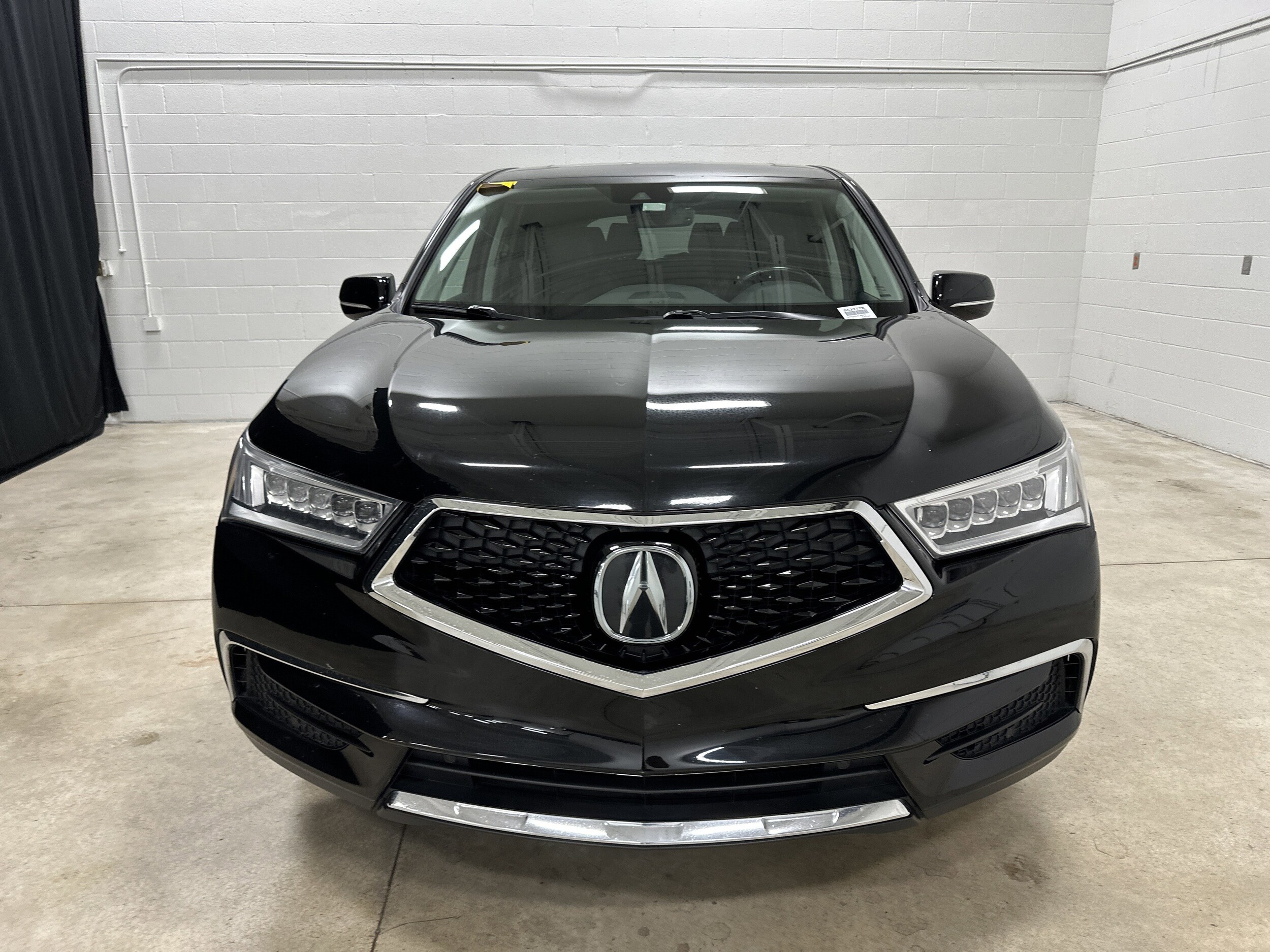 2019 Acura MDX SH-AWD photo 2