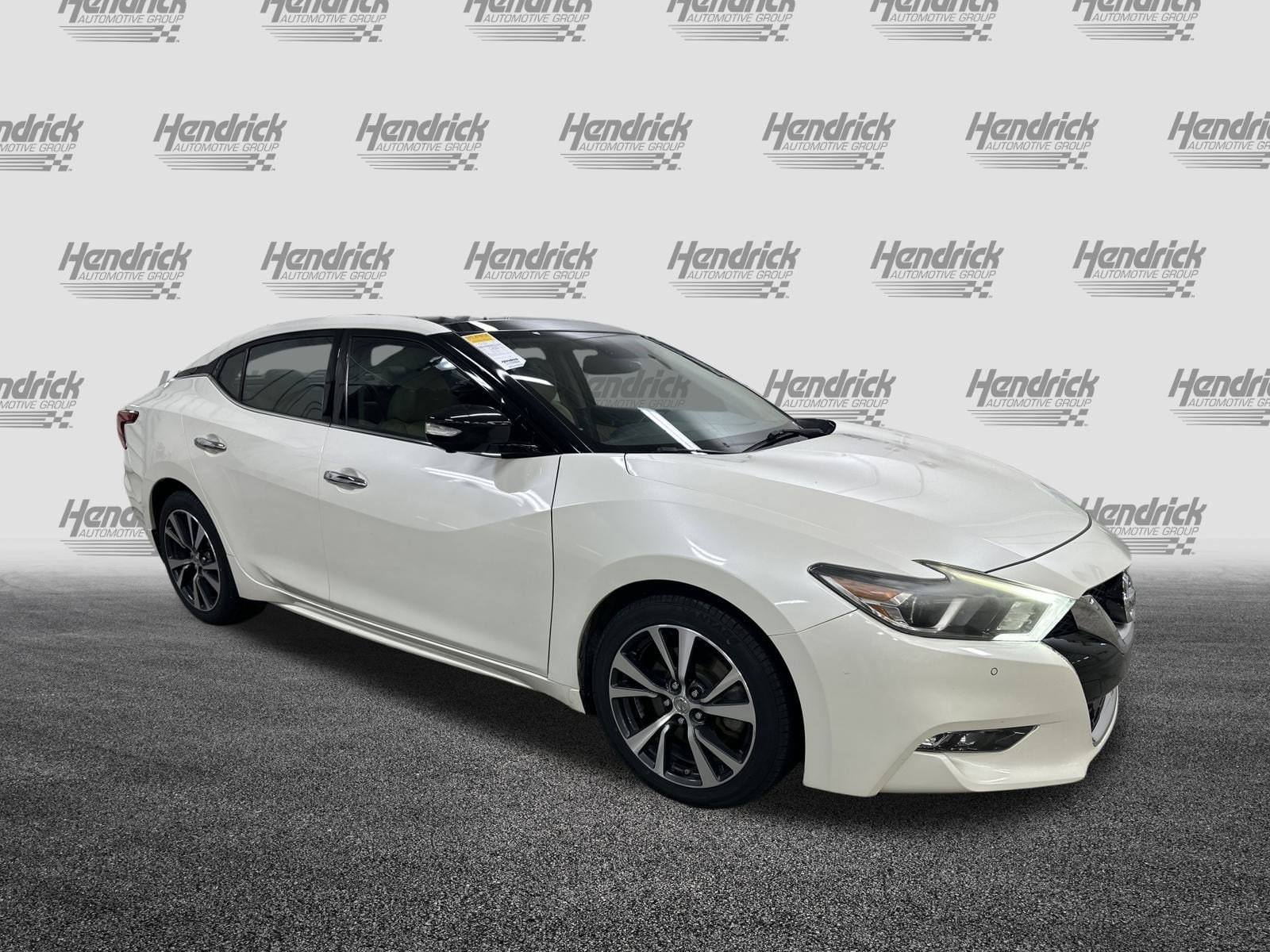 Used 2016 Nissan Maxima Platinum with VIN 1N4AA6AP9GC437848 for sale in Kansas City
