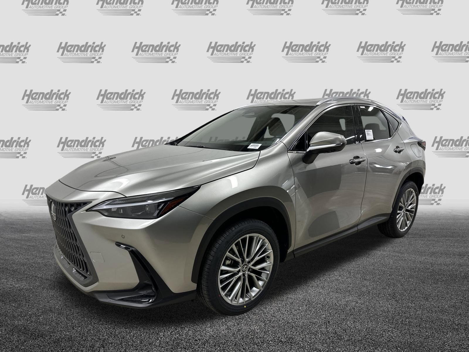 2026 Lexus NX 350 Premium photo 4