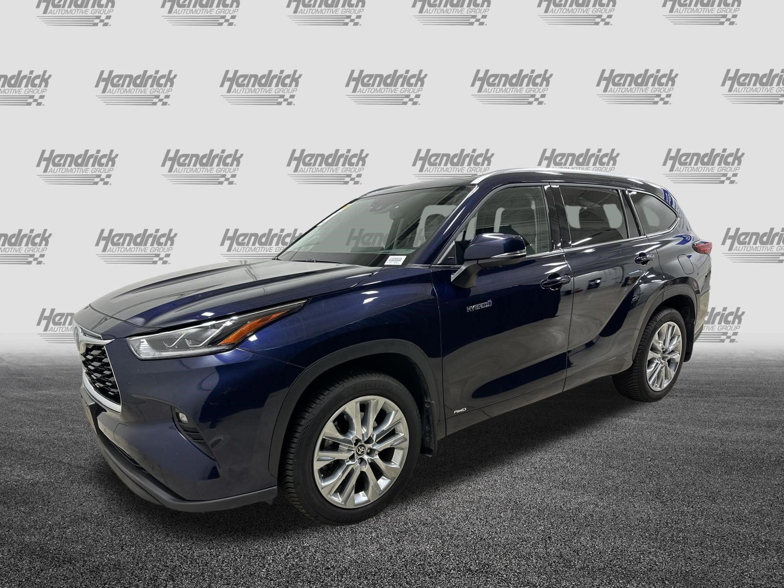 Used 2021 Toyota Highlander Hybrid Limited SUV