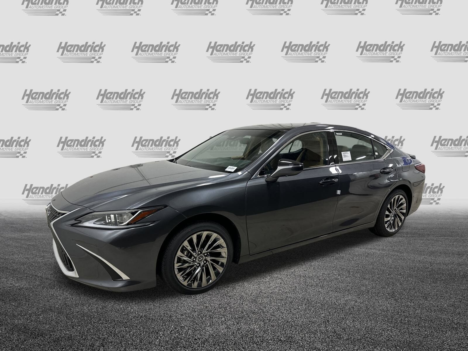 2025 Lexus ES 350 Luxury photo 3