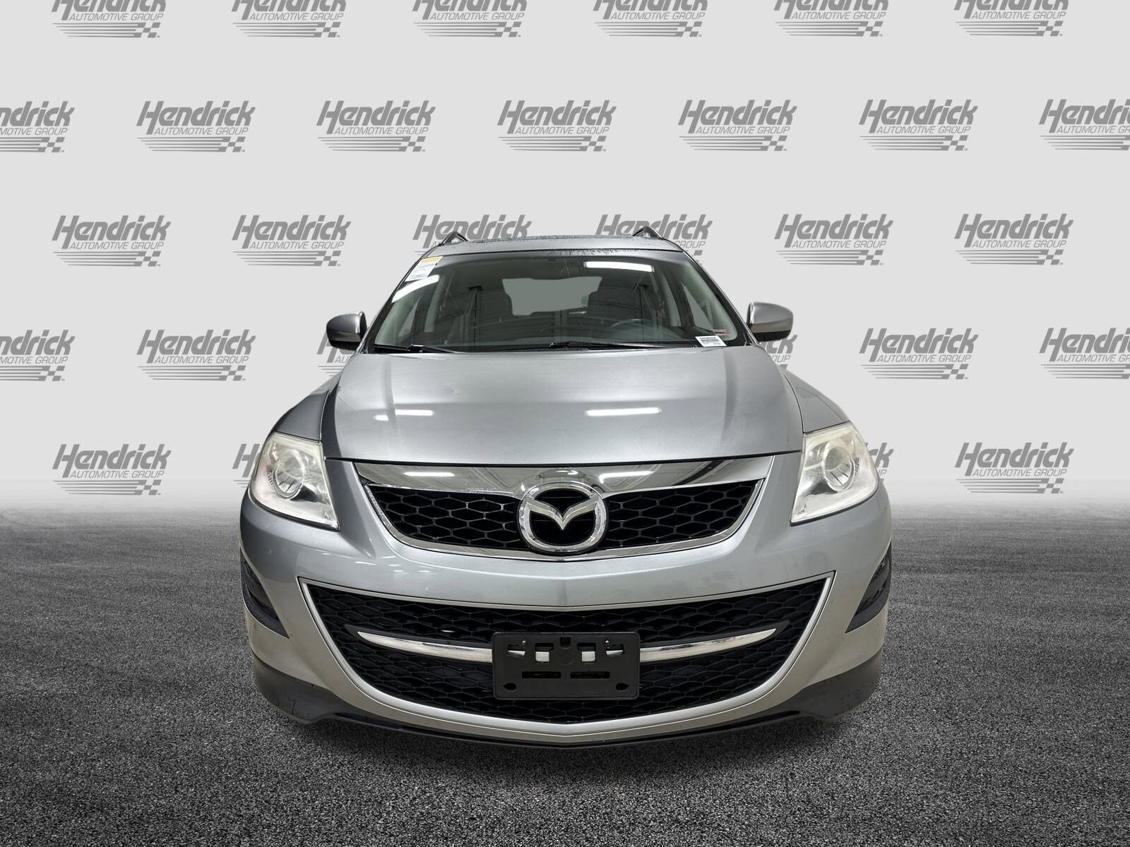 2010 Mazda CX-9 Touring photo 2