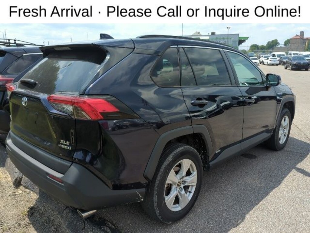 Used 2021 Toyota RAV4 Hybrid XLE SUV